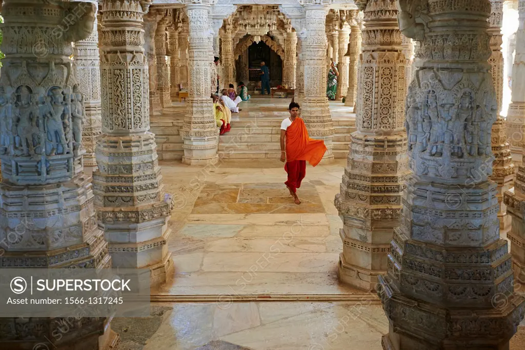 India, Rajasthan, Ranakpur, Jain temple.