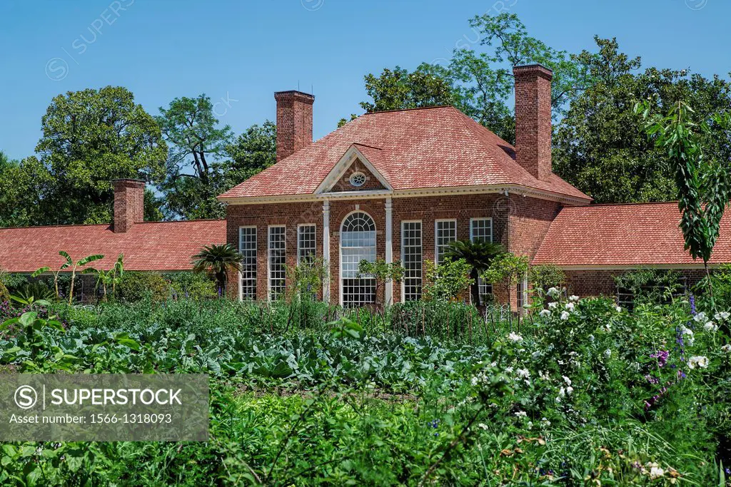 Upper Garden and greenhouse, Mt Vernon, Virginia, USA.