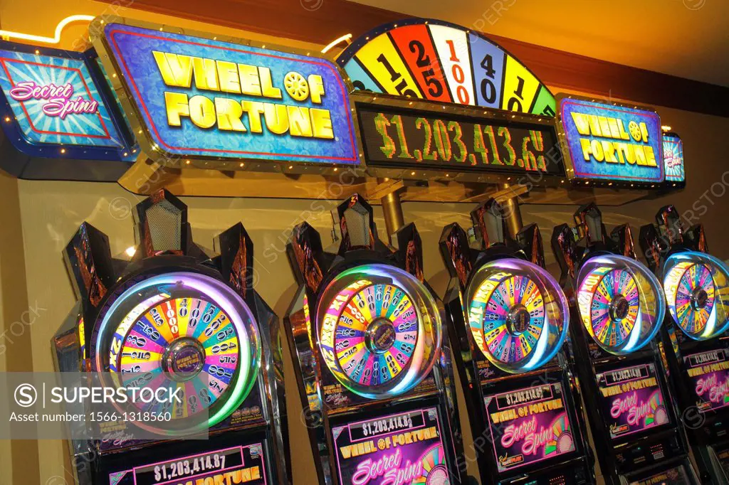 Nevada, Las Vegas, Las Vegas Hotel & Casino, LVH, slot machines, machine, gamblers, gambling.