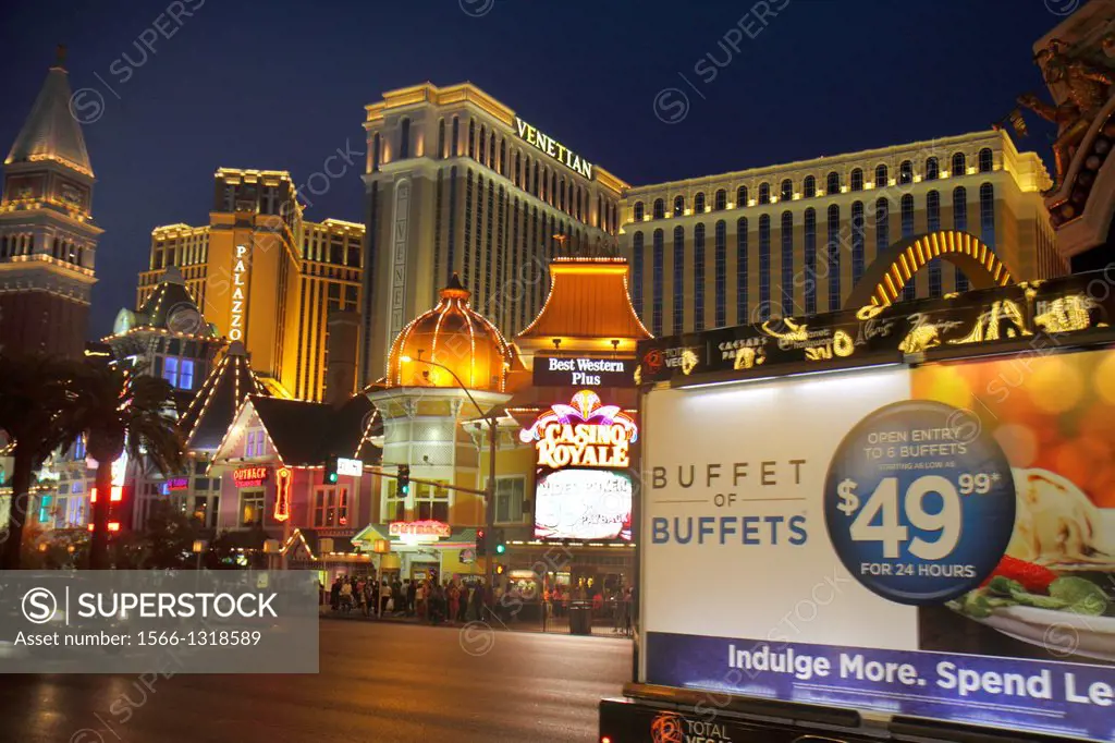 Nevada, Las Vegas, The Strip, South Las Vegas Boulevard, McDonald's, fast food, restaurant, The Venetian, Casino Royale, The Palazzo, night, nightlife...