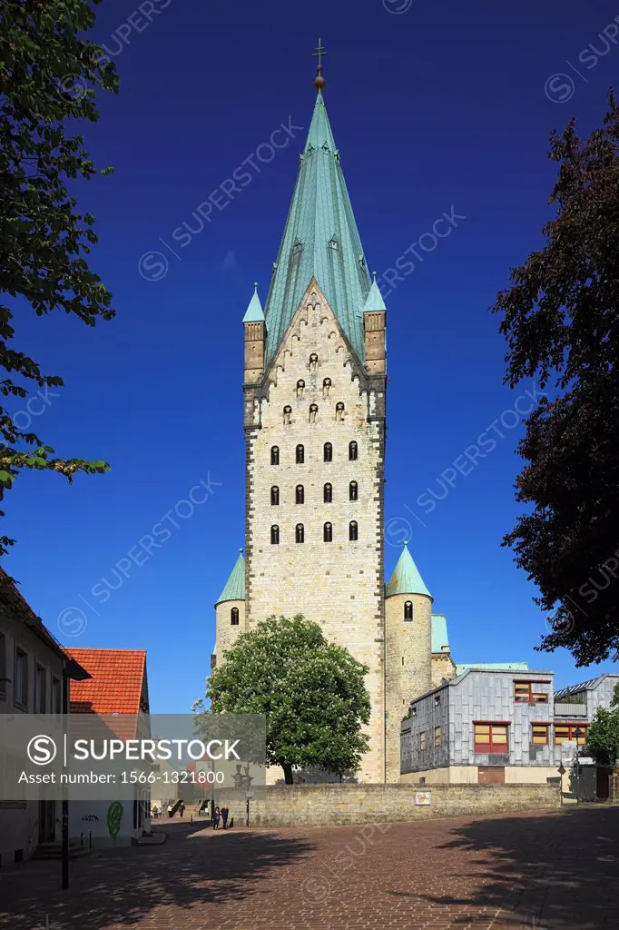 Germany, Paderborn, Pader, Lippe, Alme, Westphalian Lowland, East Westphalia, North Rhine-Westphalia, NRW, Paderborn Cathedral, Late Romanesque, Gothi...