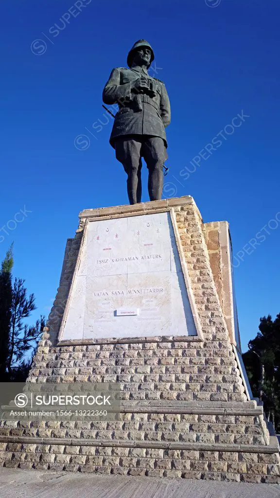 Statue of Mustafa Kemal Ataturk. Chunuk Bair, Gallipol, Turkey.