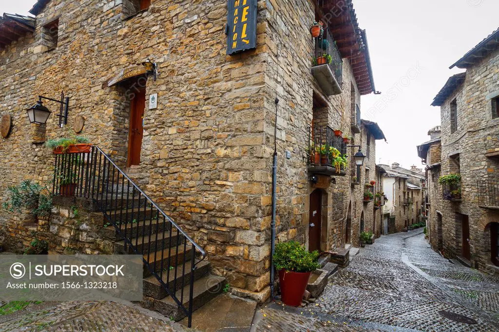 Main Street. Ainsa-Sobrarbe. Huesca, Aragon, Spain, Europe.