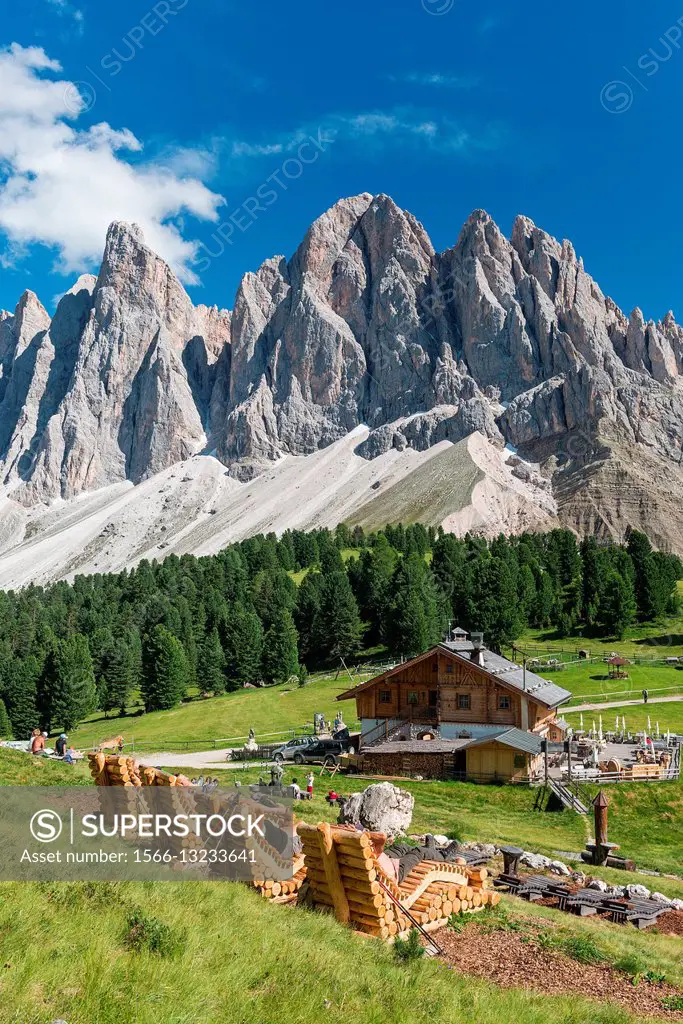 Funes Valley, Dolomites, South Tyrol, Italy. The mountain cinema near Refuge delle Odle/Geisleralm with the peaks of the Odle.