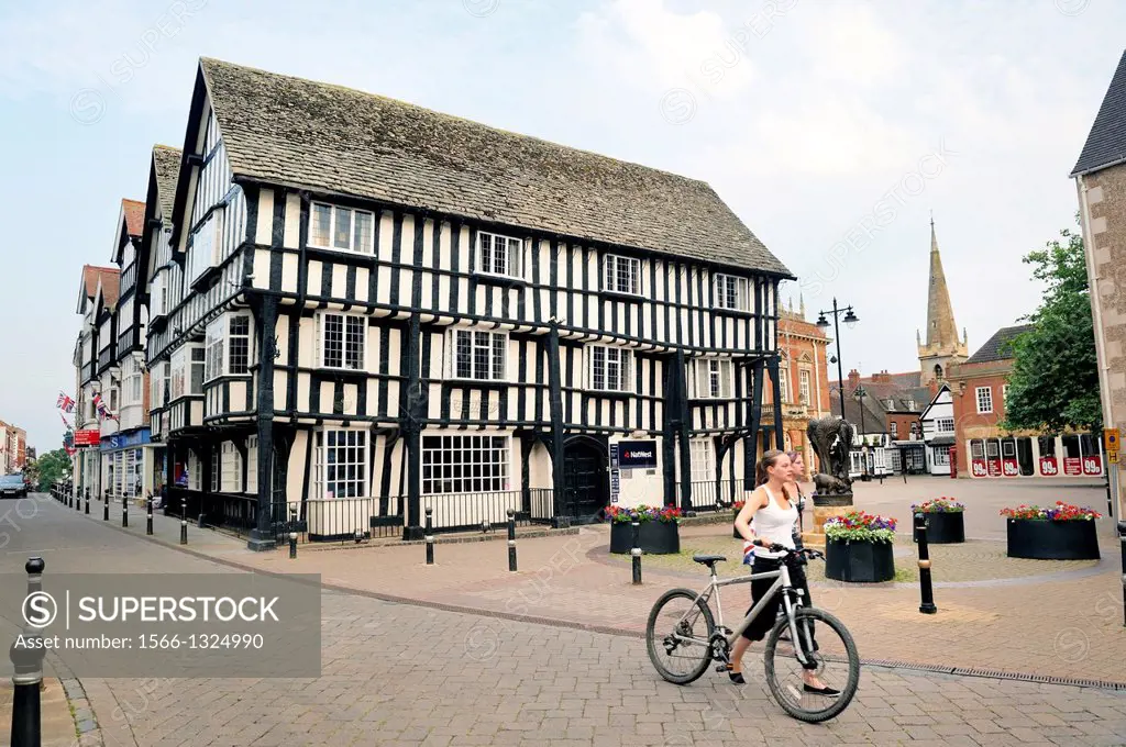 The Round House on Bridge Street in the town of Evesham, Worcestershire, England. 15 C half-timbered merchant´s house.