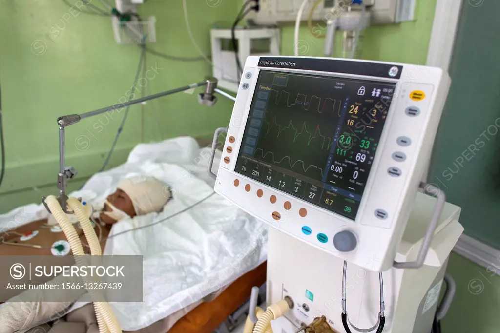 Intensive Care Unit at the general hospital in Sulaimaniya, Northern Iraq.