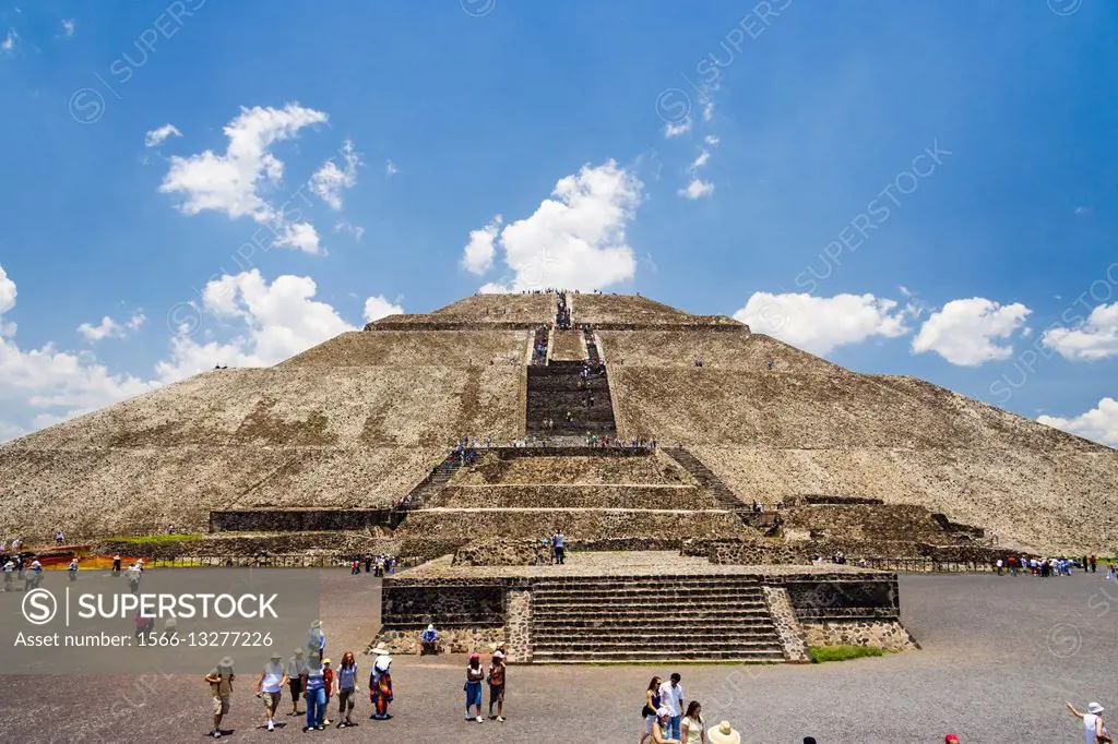 Pyramid of the Sun. Teotihuacan, Mexico.