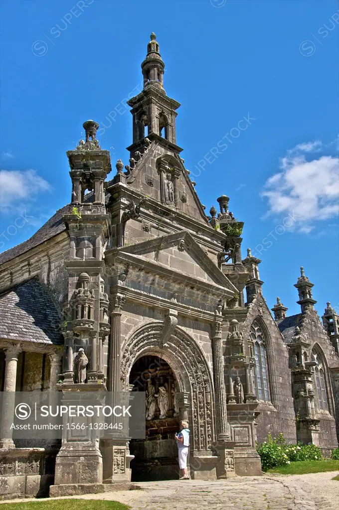 Church ( 16th-17th c. ), Guimiliau enclosure, finistere, 29, Brittany, France.