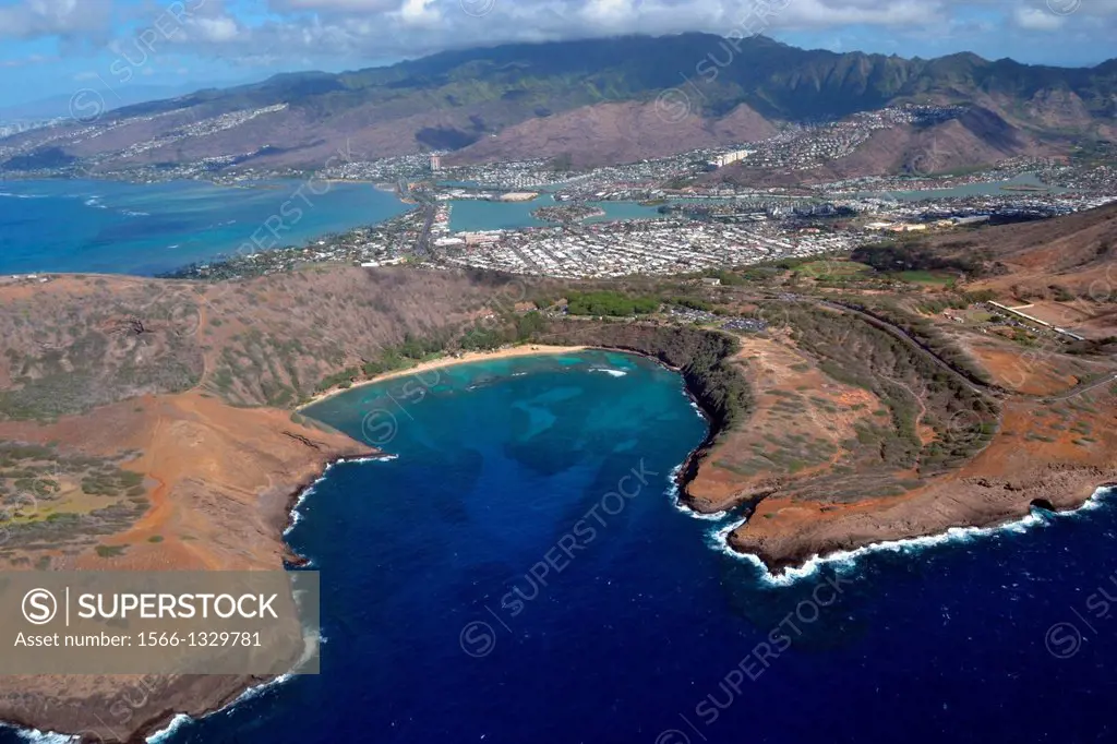 Aerial view of Hanauma Bay, Oahu, Hawaii, USA.