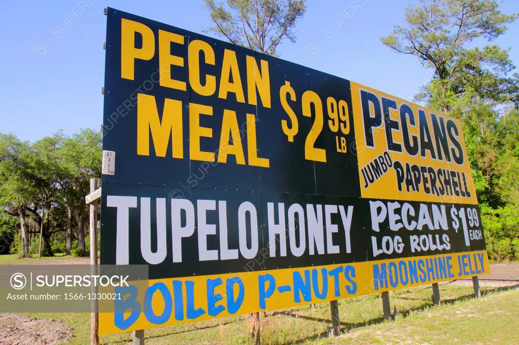 Florida, Lamont, Highway Route 98, Walker´s Pecan House and Rest Stop, sign, Tupelo honey, log rolls, boiled peanuts, moonshine jelly,.