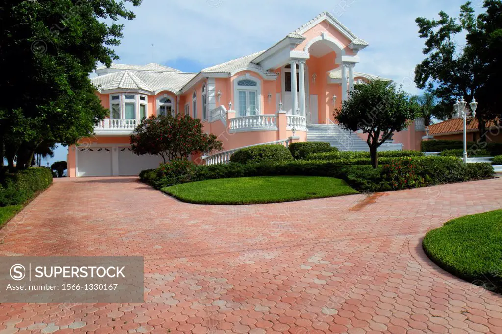 Florida, Saint St. Petersburg, Snell Island, neighborhood, house, home, mansion, driveway,.