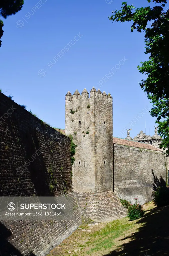Wall of Santa Madrona. Third wall of Barcelona, which extended the fortified medieval city in times of Jaume I. Built in the mid-fourteenth century. A...