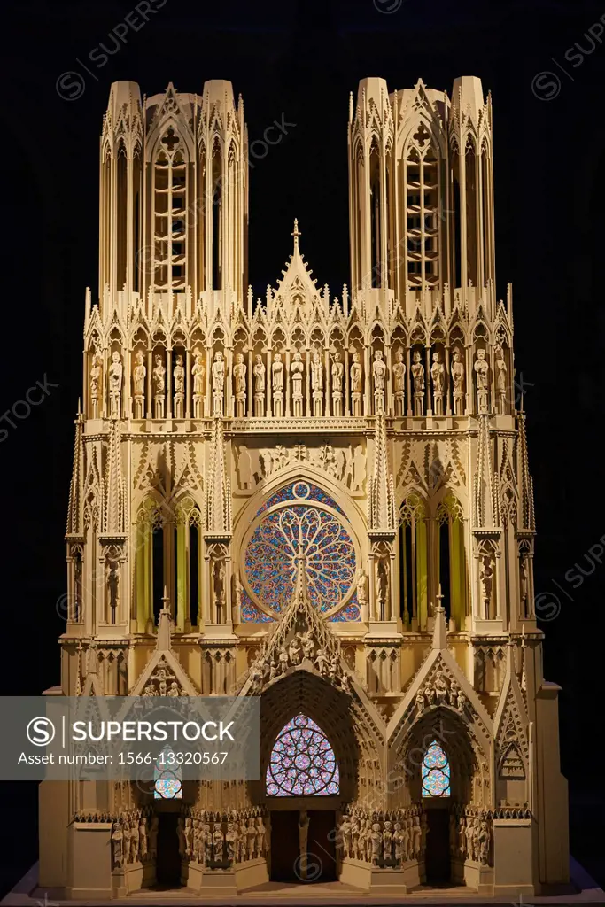 France, Champagne, Reims, Reims Cathedral.