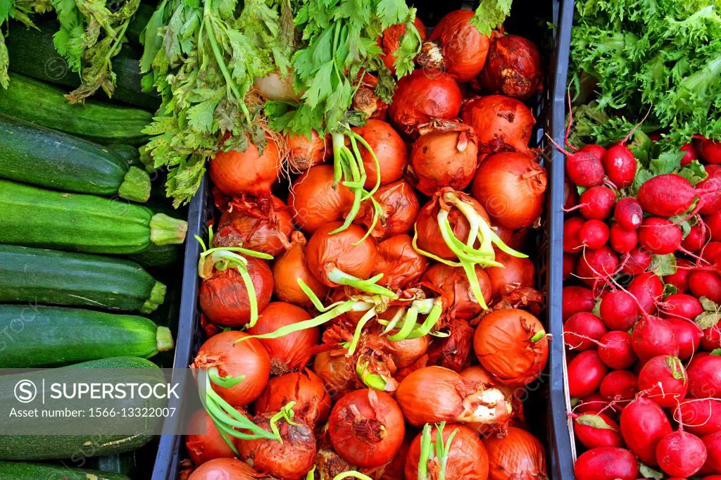 Market, vegetables