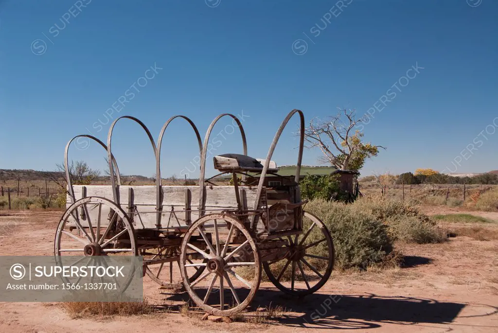 USA, Arizona, Ganado, Hubbell Trading Post National Historic Site, original covered wagon.