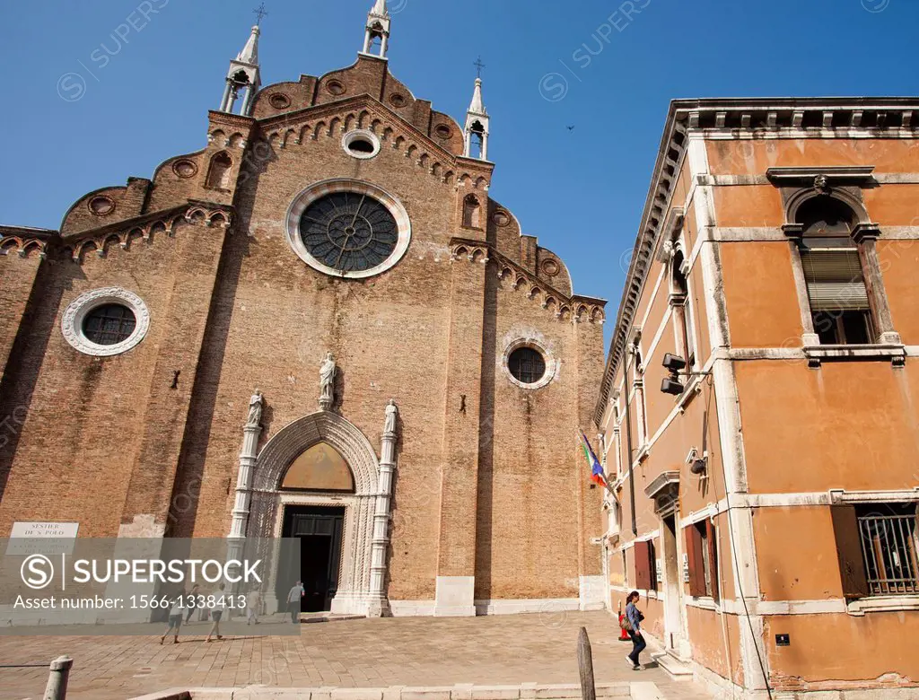 Basilica di Santa Maria Gloriosa dei Frari, usually just called the Frari, is a church, Campo dei Frari, San Polo district, Venice, Veneto, Italy, Eur...
