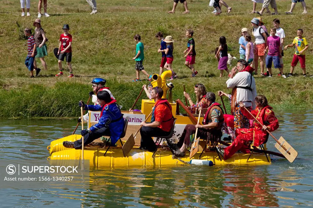 The Annual Lewes to Newhaven Raft Race On The River Ouse, Lewes, Sussex, England.