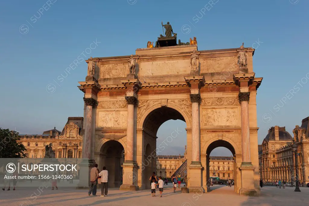 Arc de Triomphe du Carrousel, Paris, Ile de France, France.