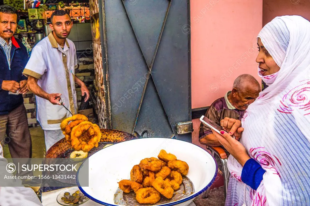 Making ´sfenj´ (North African doughnut), Sidi Ifni, Morocco
