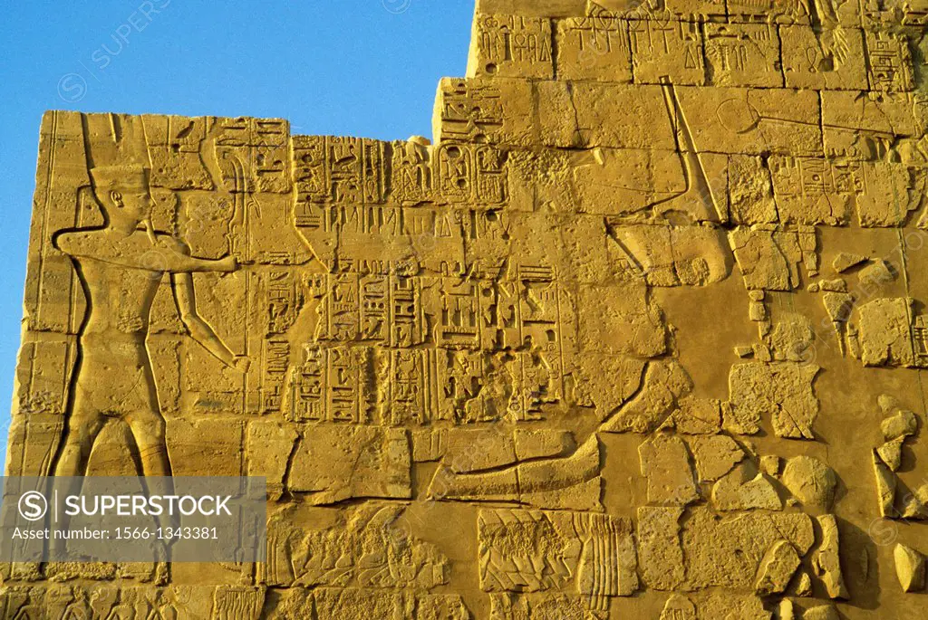 EGYPT, LUXOR, TEMPLE OF KARNAK, ANCIENT EGYPTIAN HIEROGLYPHICS.