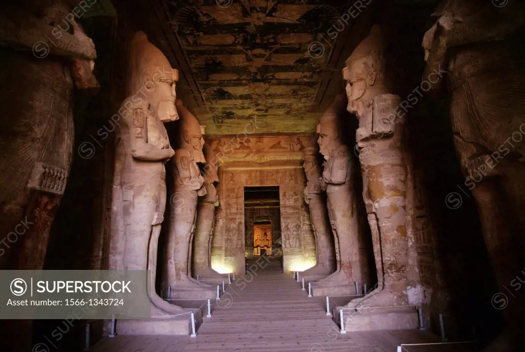 EGYPT, ABU SIMBEL, GREAT TEMPLE OF ABU SIMBEL, PRONAOS WITH STATUES OF RAMSES, INTERIOR.