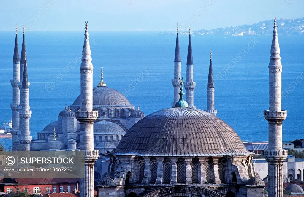 Nuruosmaniye Mosque and Blue Mosque. Istanbul, Turkey.