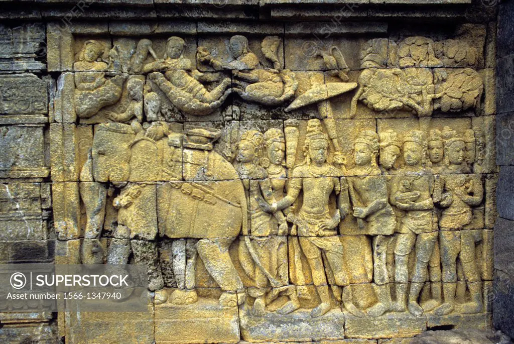 INDONESIA, JAVA, MAGELANG, CENTRAL JAVA, BOROBUDUR BUDDHIST TEMPLE, STONE CARVINGS AND BASS RELIEFS.