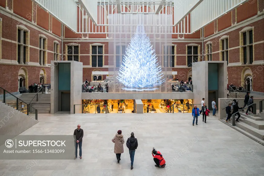 Netherlands, Amsterdam, Rijksmuseum, entrance courtyard with holographic Christmas tree.