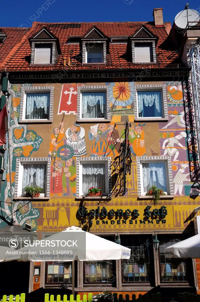 Colorful house in the Semmelstrasse Würzburg