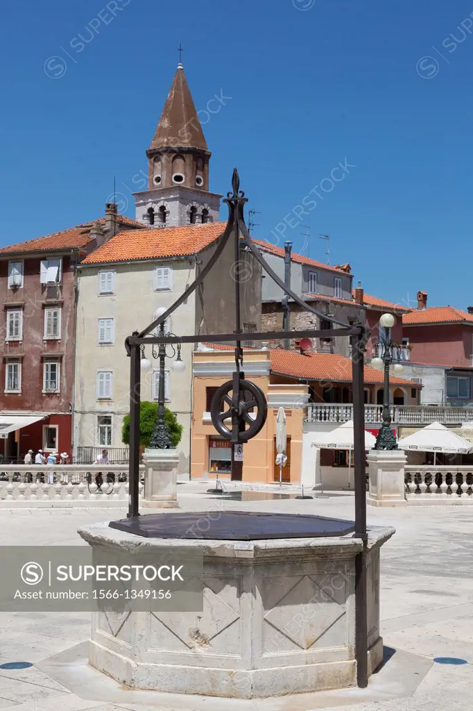 five wells square with St Simeon church, Zadar, Croatia.