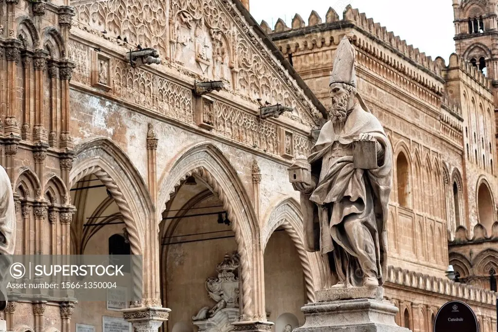 Detail of Duomo cathedral, Palermo. Sicily, Italy