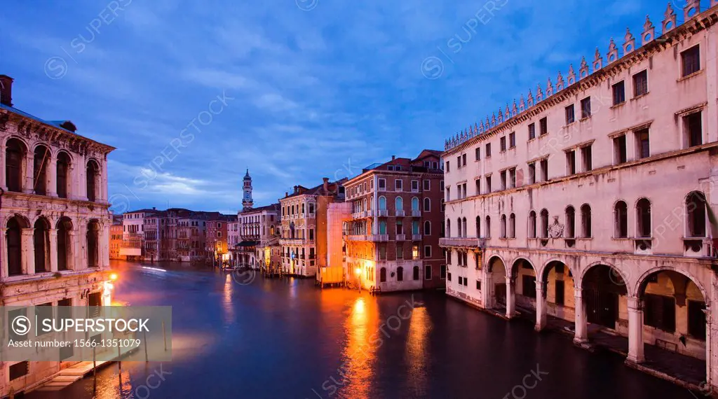 Views from Rialto Bridge, Grand Canal, sestiere or quarter of San Polo, Venice, Veneto, Italy, Europe.