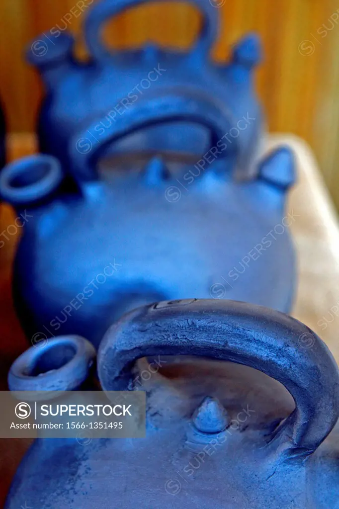 Ceramics drinking jugs