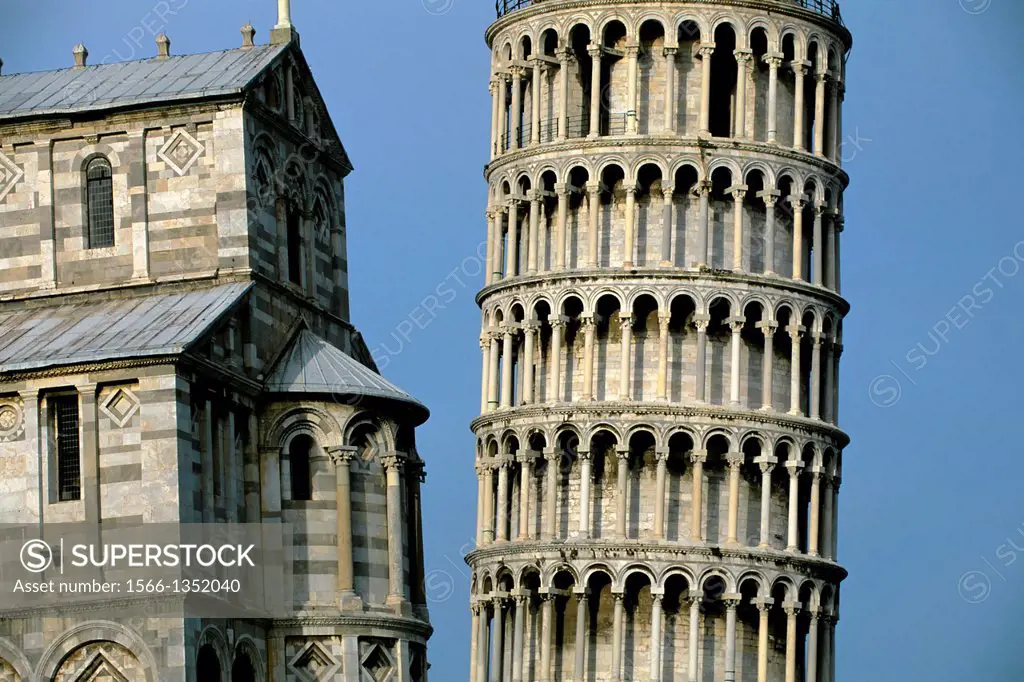 ITALY, PISA, CATHEDRAL AND LEANING TOWER OF PISA.