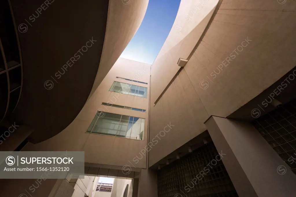 Museu d´Art Contemporani de Barcelona MACBA by Richard Meier, Barcelona, Spain.