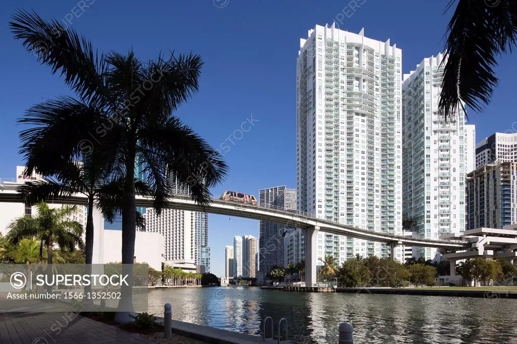 Miami River, viaduct, Miami, Florida, USA