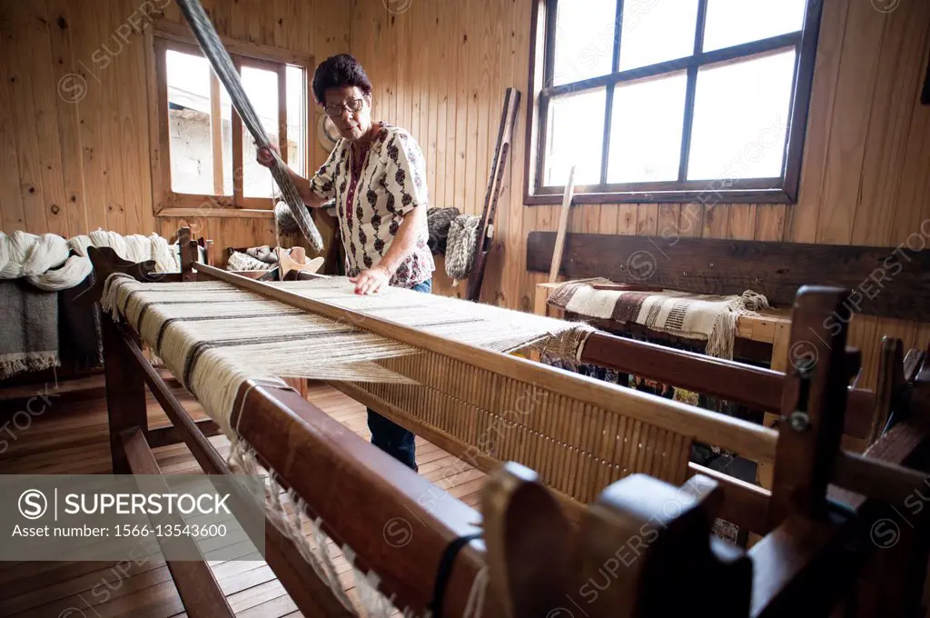 Woolen weaving Rio Grande do Sul - Brazil