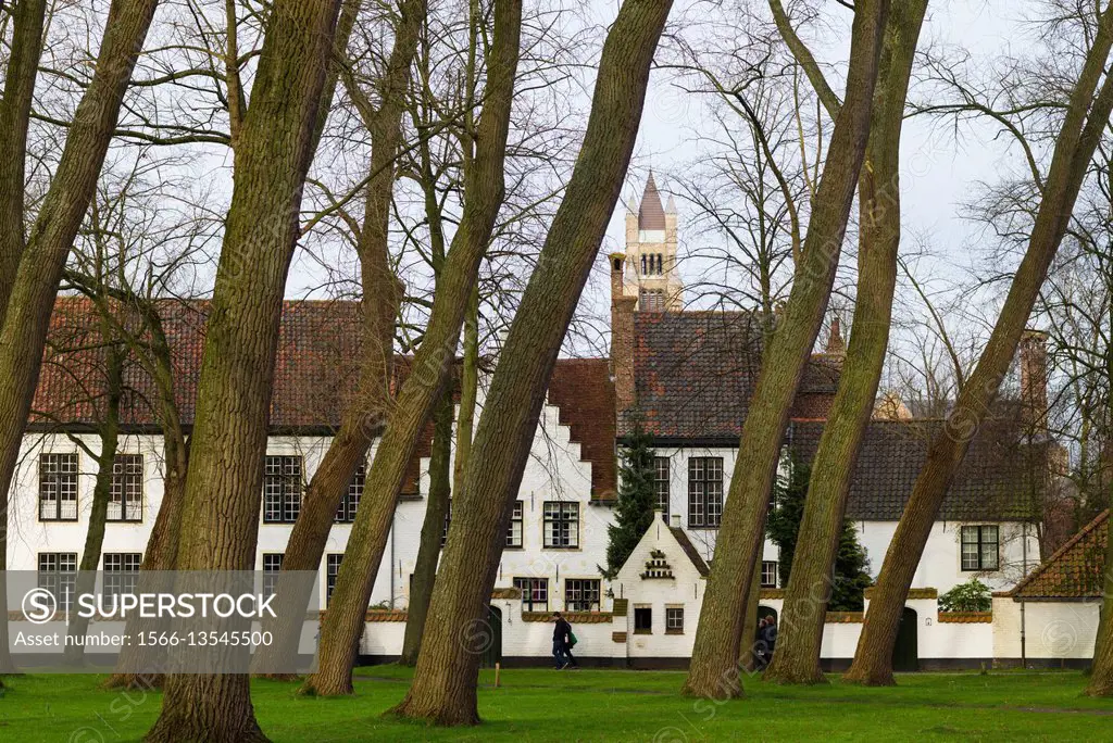 Belgium, Bruges, Begijnhof, 13th century convent, buildings.