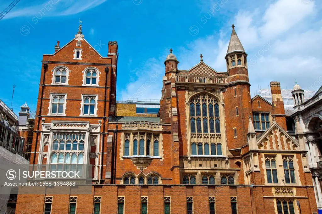 Red brick Carmelite House (1898) with mullioned windows at Victoria Embankment street London England Britain UK Europe.