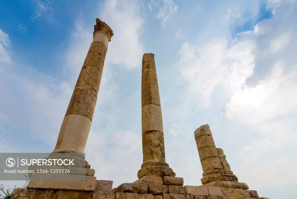 Temple of Hercules, The Citadel, Amman, Jordan, Middle East.