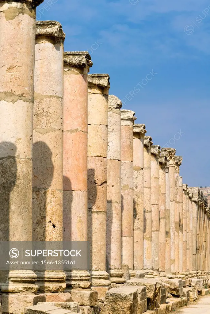 The Cardo, North Colonnaded Street, Jerash, Gerasa Roman Decapolis City, Jordan, Middle East.