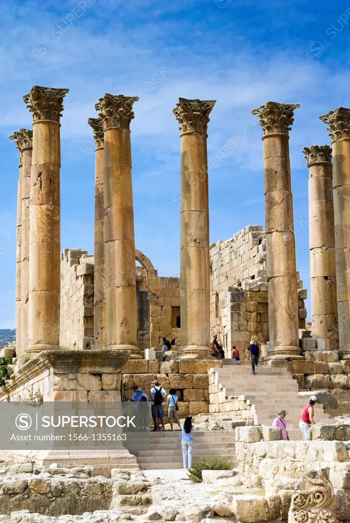 The Temple of Artemis, Jerash, Gerasa Roman Decapolis City, Jordan, Middle East.