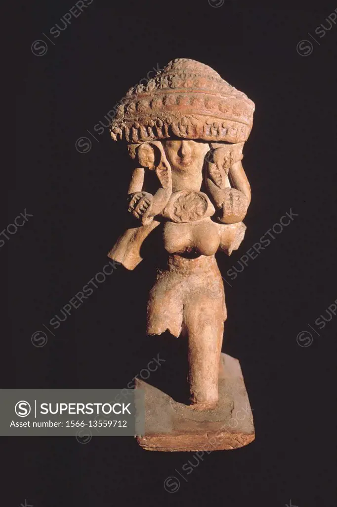 Ddecorated female terracotta figurine. Sunga period. Bihar, India. Dated: 100 B. C.