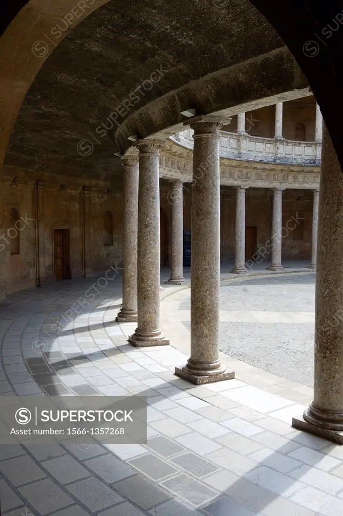 view of the circular courtyard in the palace of Carlos V, Alhambra, Granada, Andalucia, Spain.1015