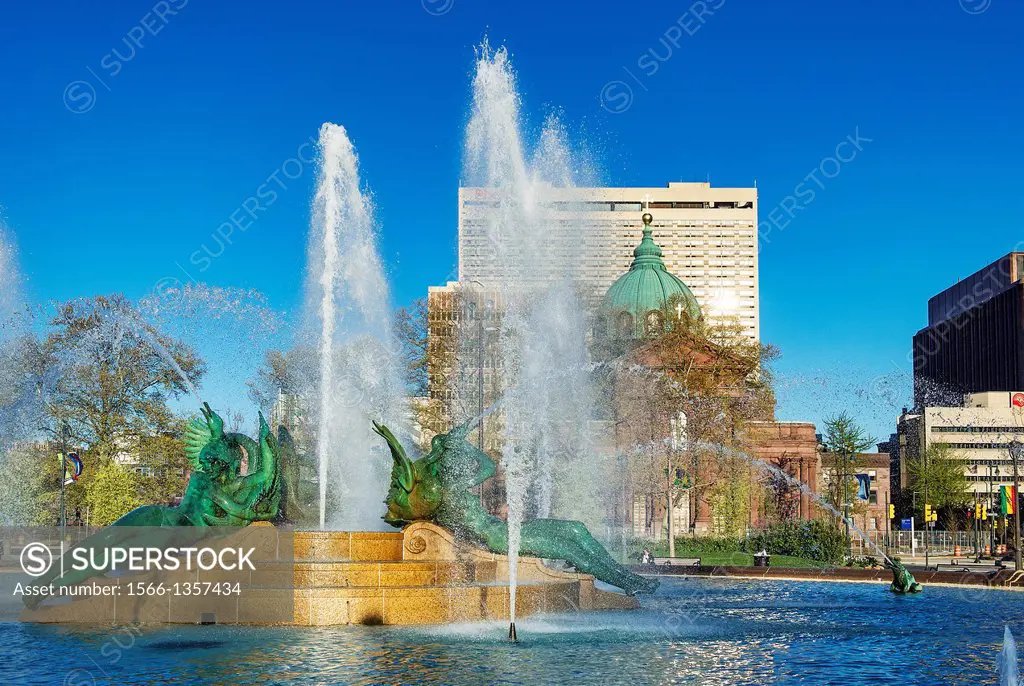 Swann Fountain in Logan's Circle, Philadelphia, Pennsylvania, USA.