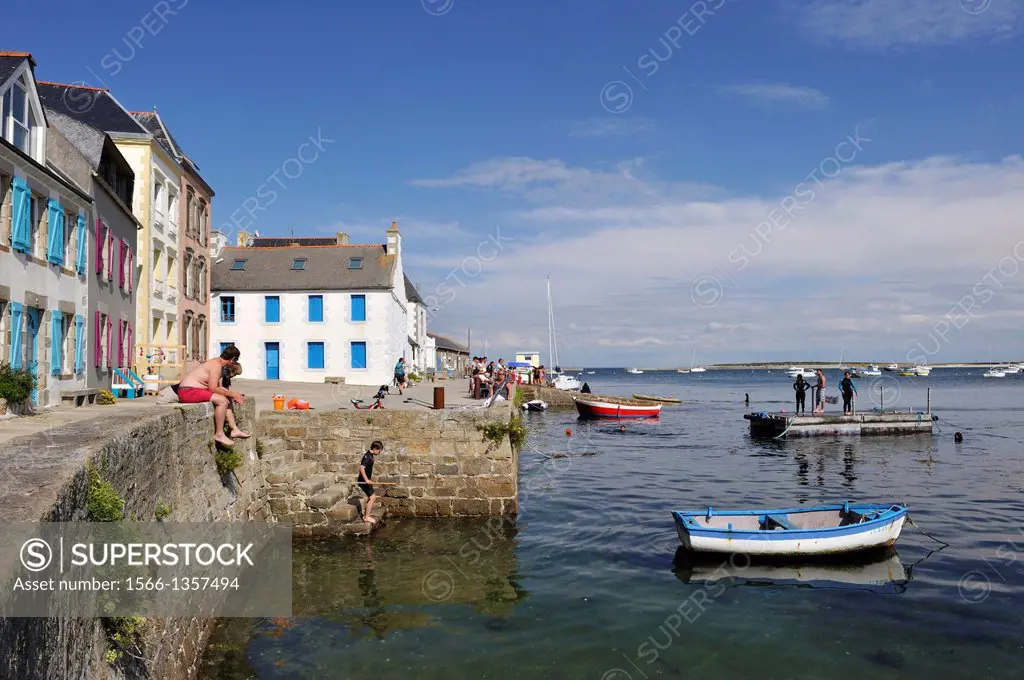 quai des Francais libres, quay of Free French, Ile de Sein, off the coast of Pointe du Raz, Finistere department, Brittany region, west of France, wes...