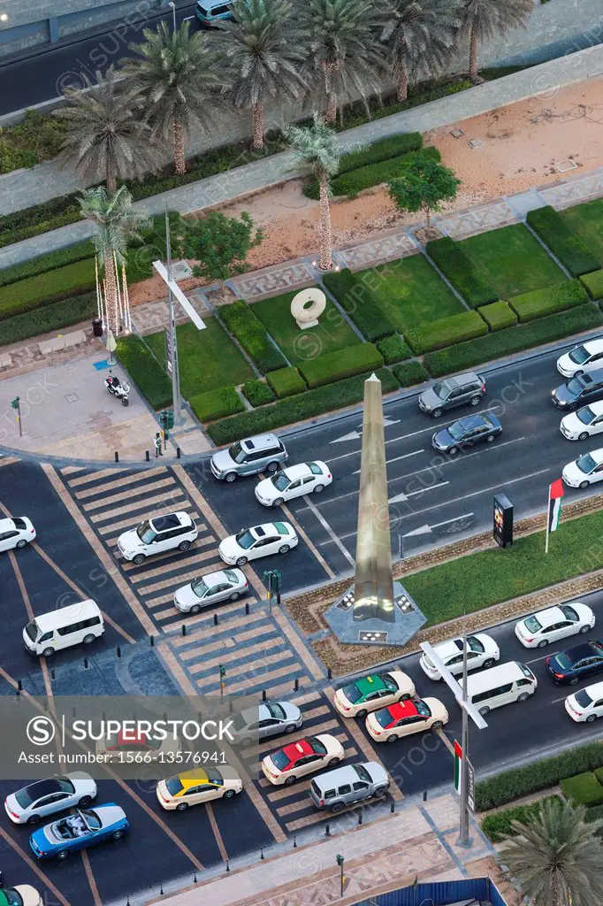 UAE, Dubai, Downtown Dubai, Dubai Mall, elevated view of traffic by the Dubai Mall.