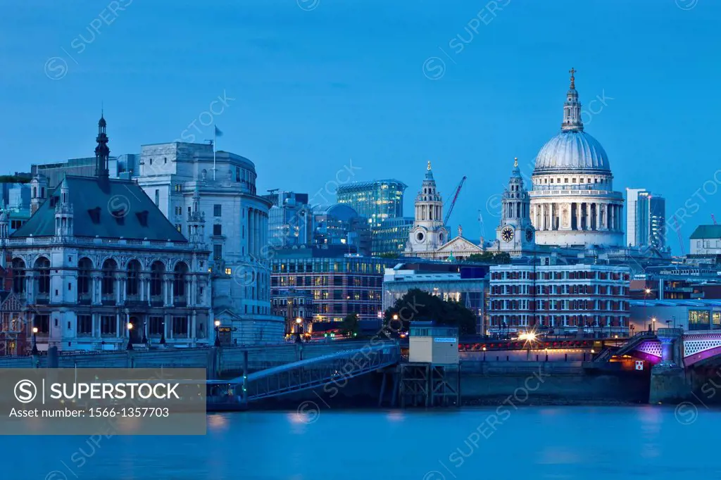 St Paul's Cathedral and River Thames, London, England.