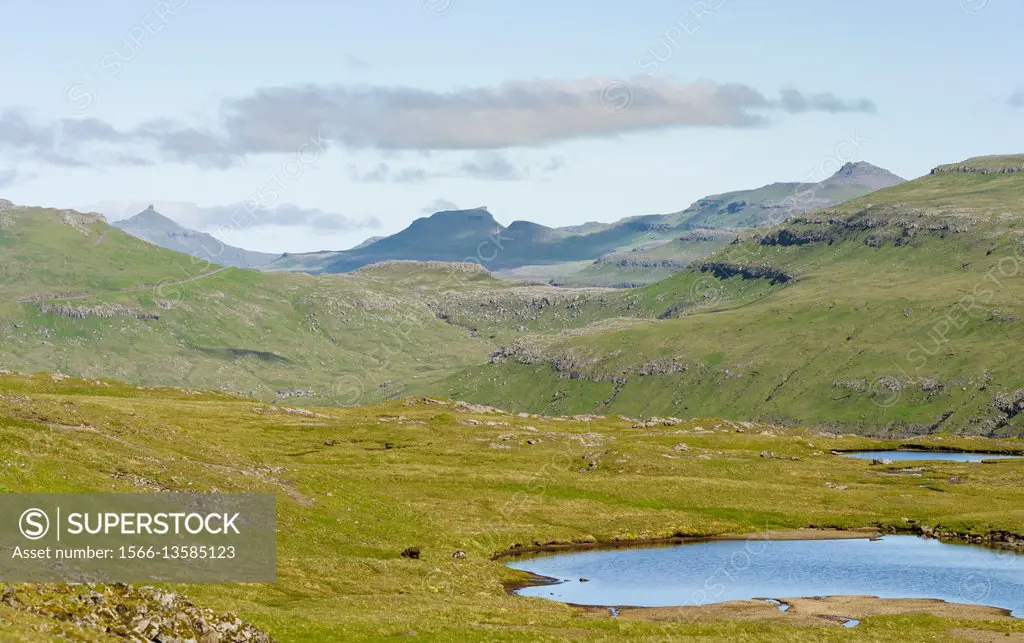 The highland of Streymoy. The island Streymoy, one of the two large islands of the Faroe Islands in the North Atlantic. Europe, Northern Europe, Denma...