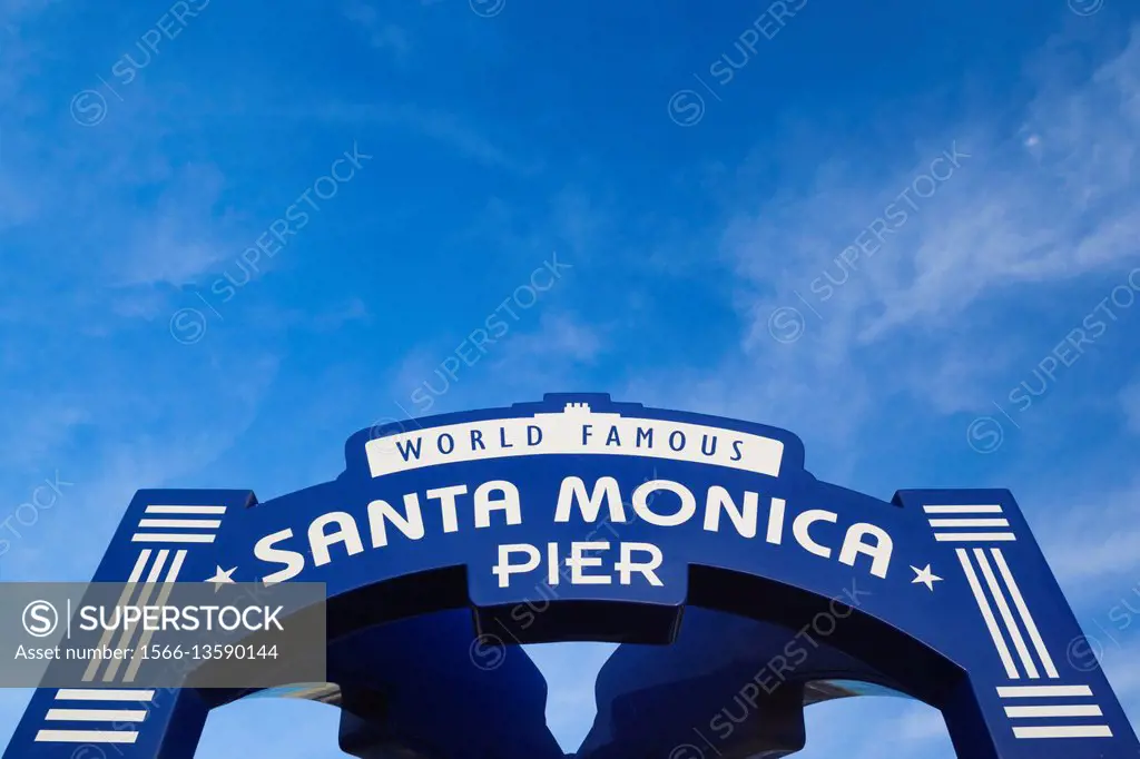 USA, California, Los Angeles-area, Santa Monica, Santa Monica Pier, sign.